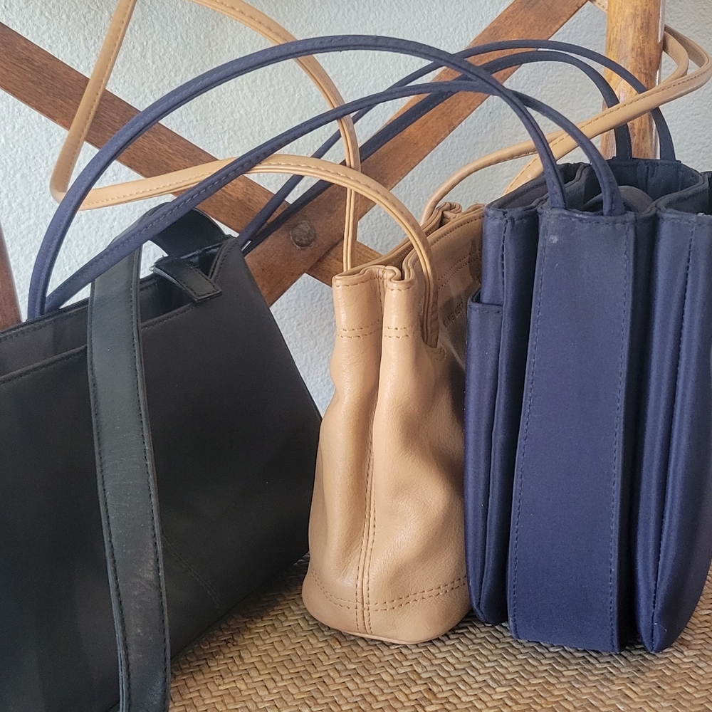 Bundle of 3 small bags